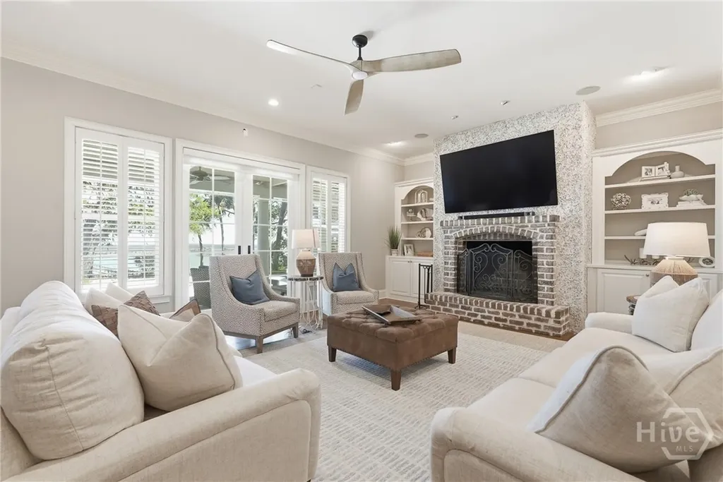 2024 Walthour Road Savannah GA 31410
