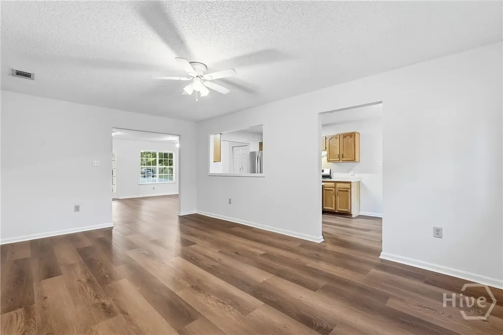 1910 Linnhurst Drive Savannah GA 31404