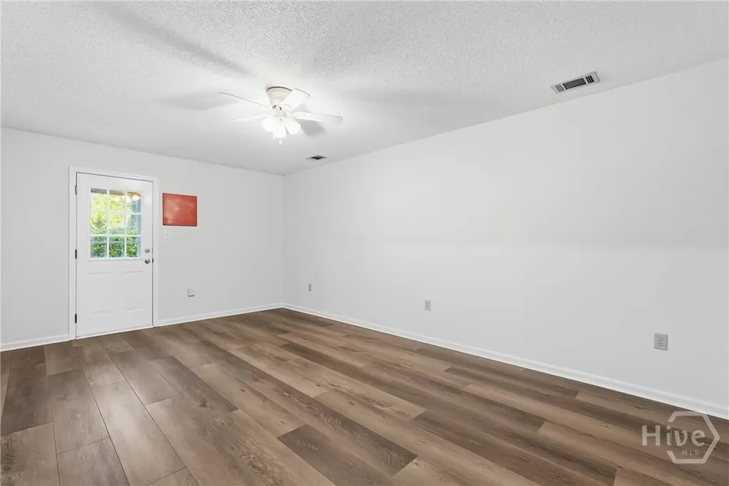 1910 Linnhurst Drive Savannah GA 31404