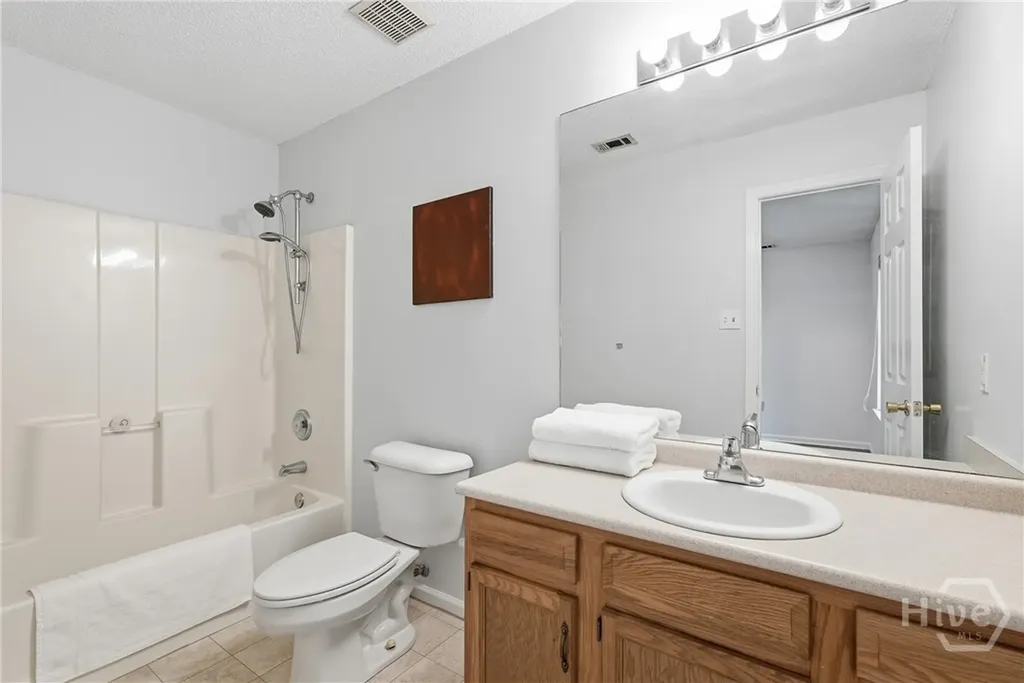 1910 Linnhurst Drive Savannah GA 31404