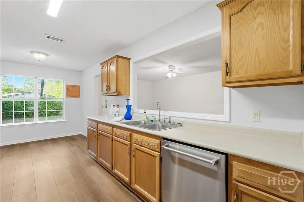 1910 Linnhurst Drive Savannah GA 31404