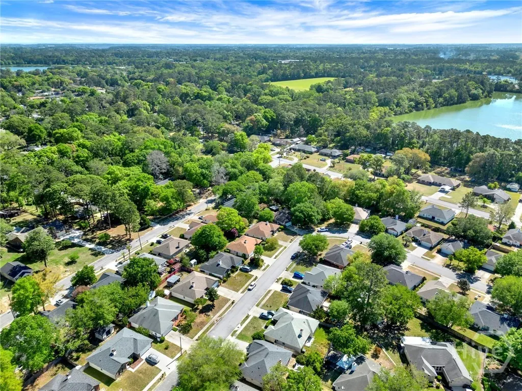 16 Chapel Drive Savannah GA 31406