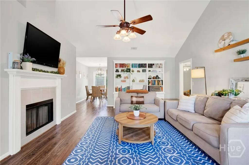 16 Chapel Drive Savannah GA 31406