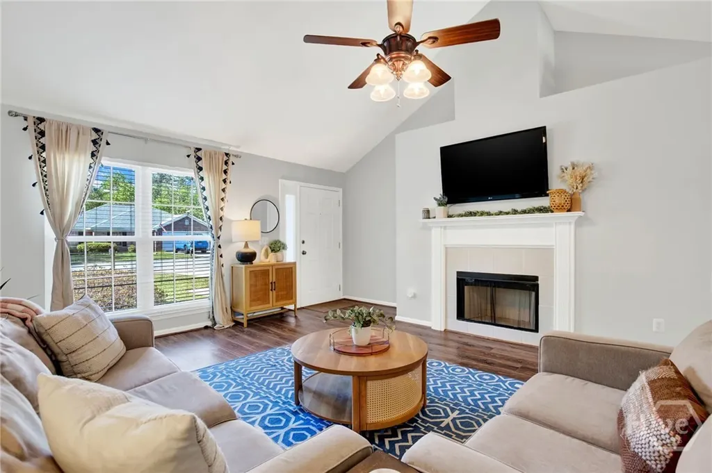 16 Chapel Drive Savannah GA 31406