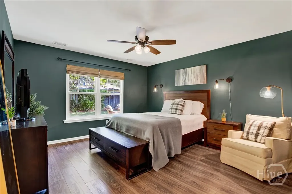 16 Chapel Drive Savannah GA 31406