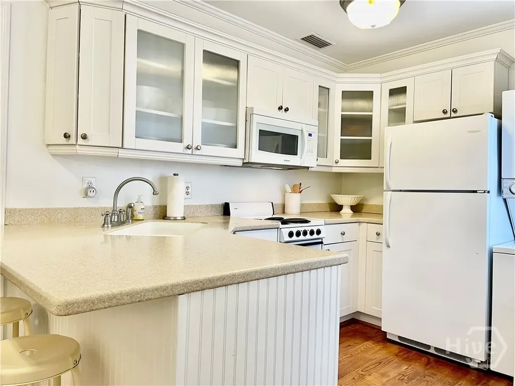 217 W Taylor Street Savannah GA 31401