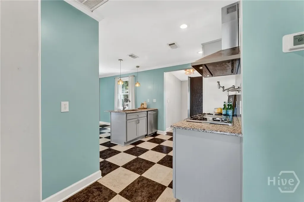 827 Crossgate Road Port Wentworth GA 31407