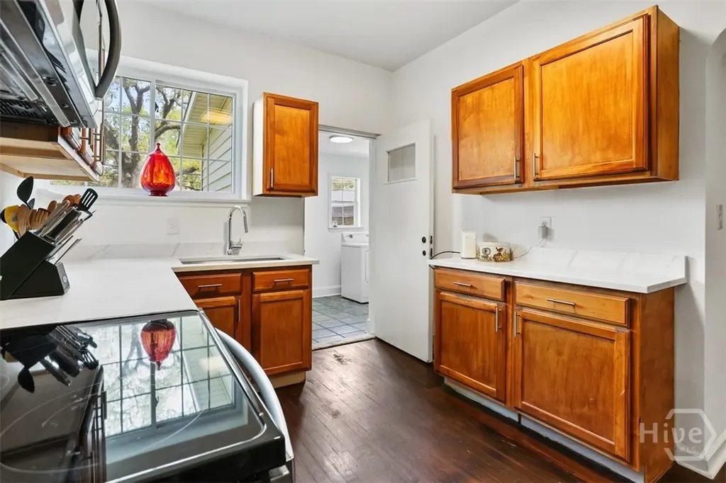 710 E 50th Street Savannah GA 31405