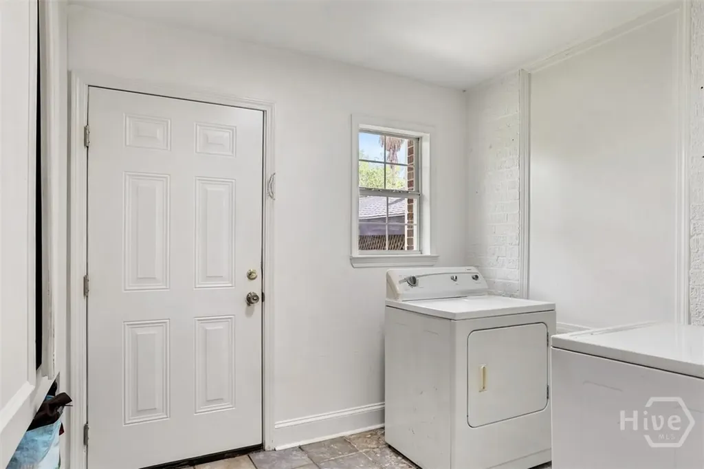 710 E 50th Street Savannah GA 31405