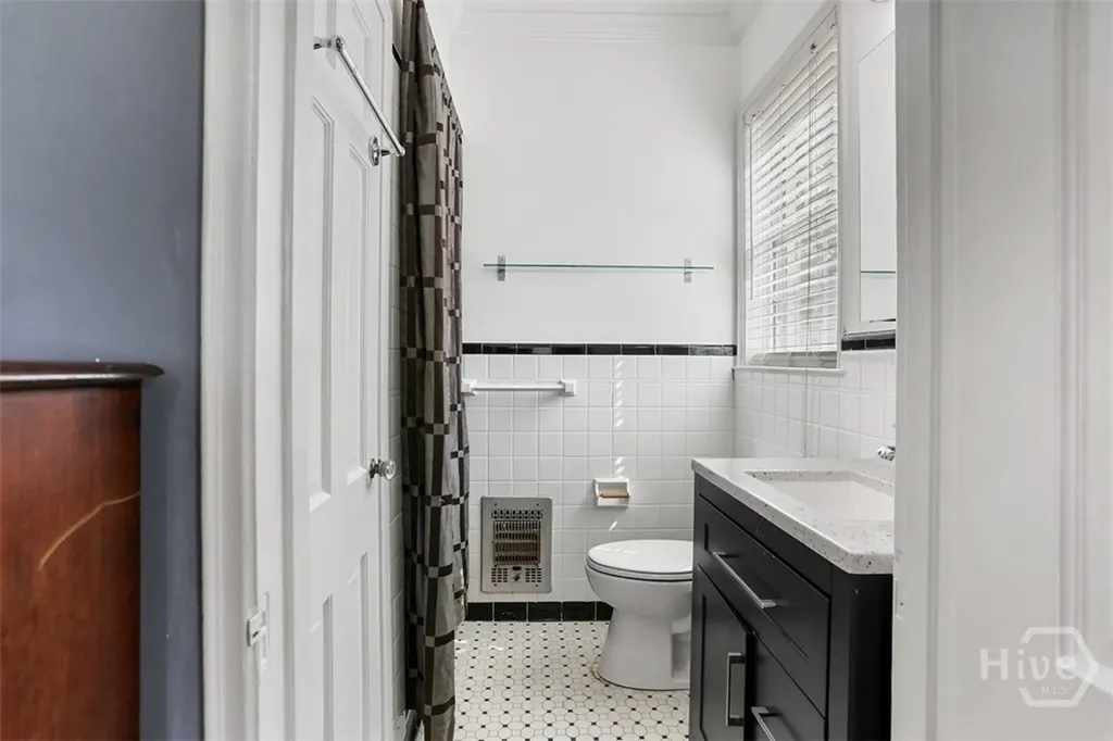 710 E 50th Street Savannah GA 31405
