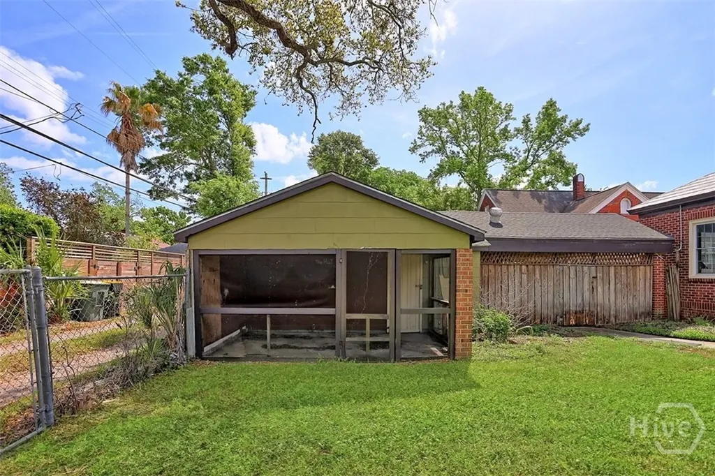 710 E 50th Street Savannah GA 31405