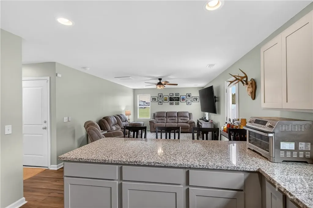 195 Tondee Way Midway GA 31320