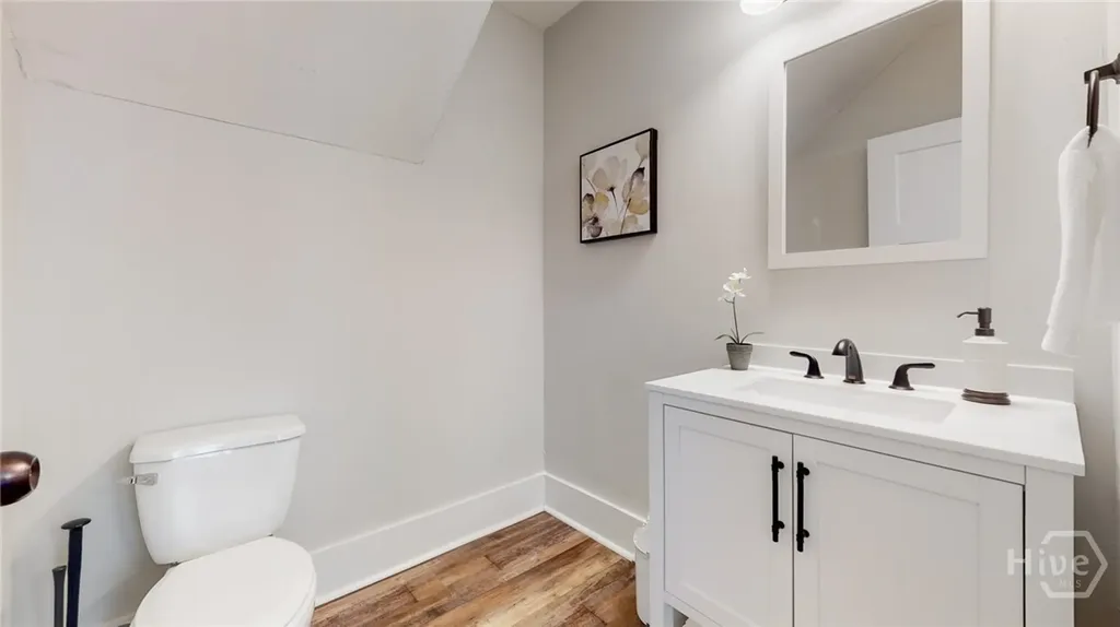 430 Lawton Avenue Savannah GA 31404