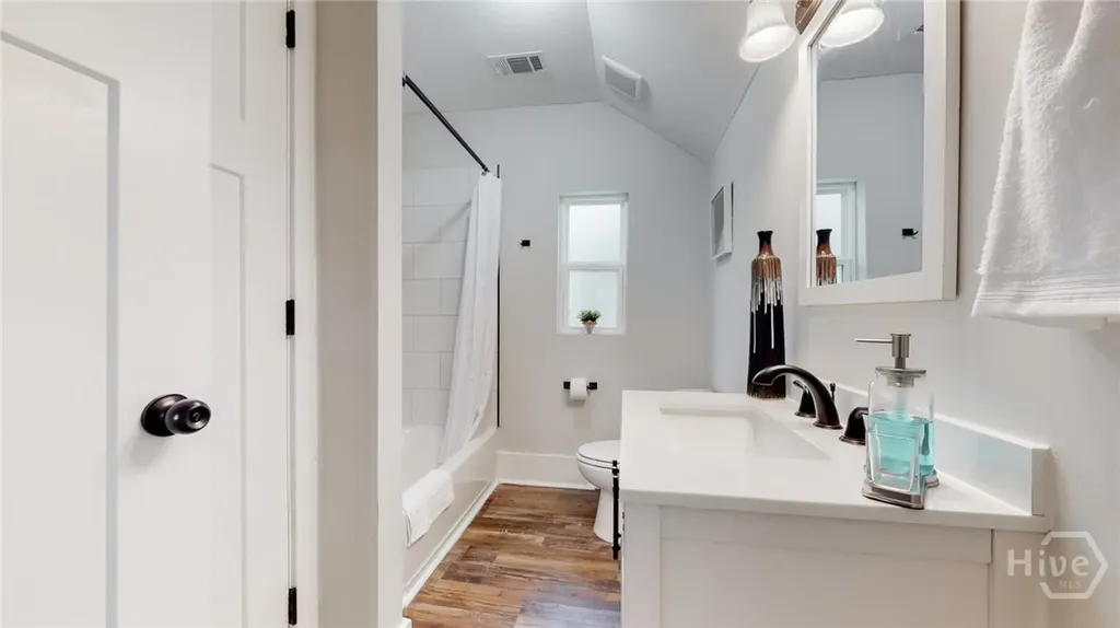 430 Lawton Avenue Savannah GA 31404