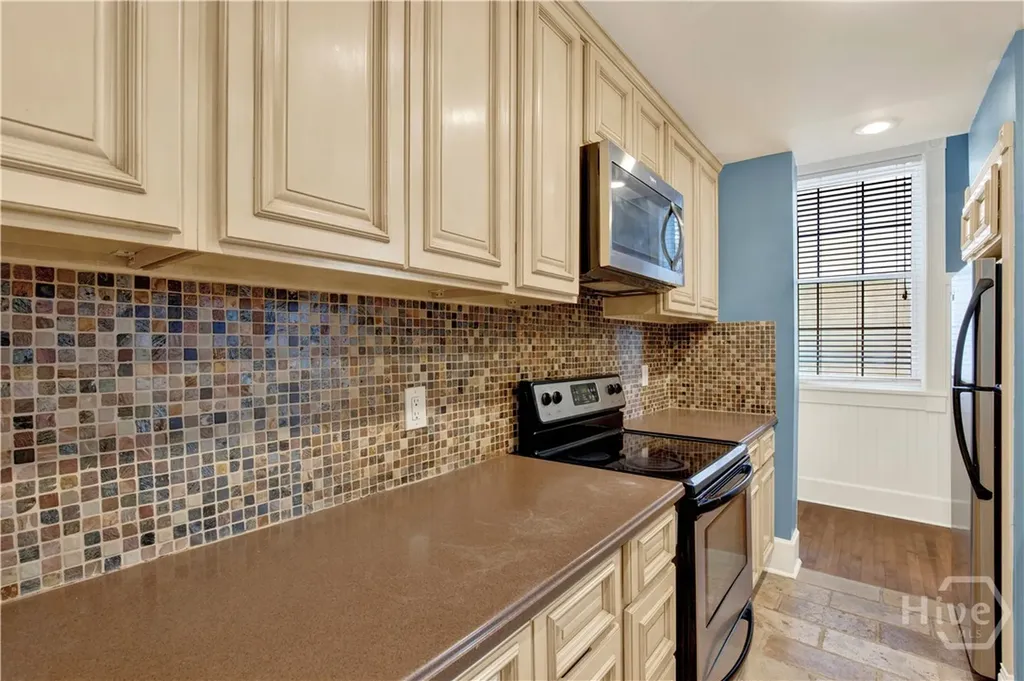105 W Oglethorpe Avenue Savannah GA 31401