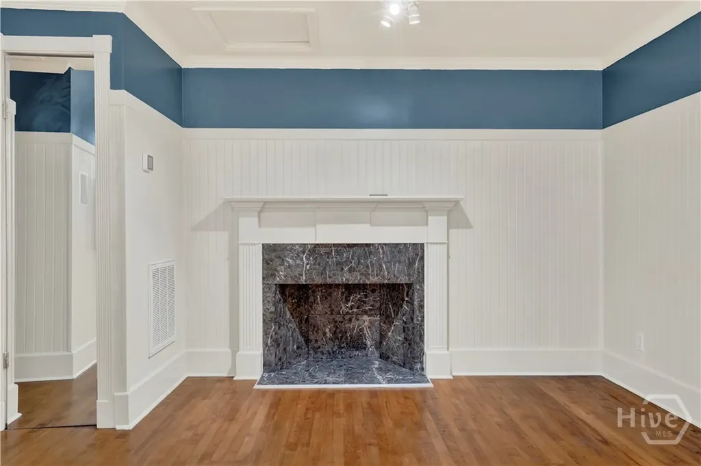 105 W Oglethorpe Avenue Savannah GA 31401