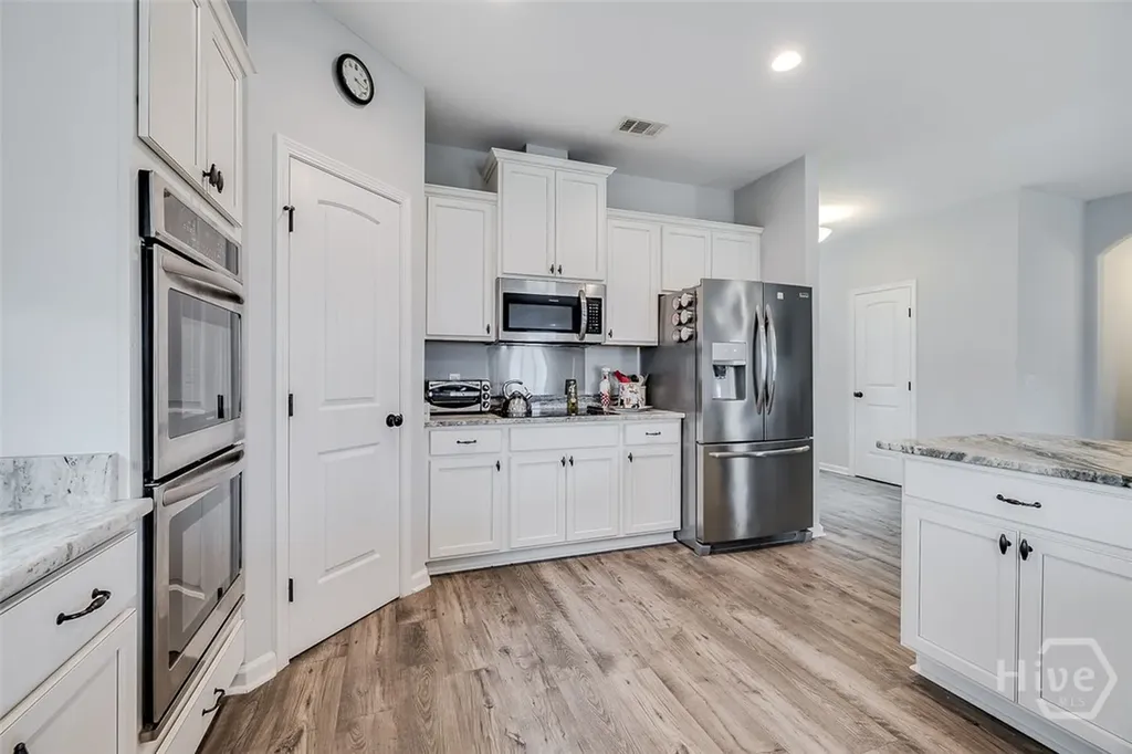 25 Swallow Tail Circle Savannah GA 31405