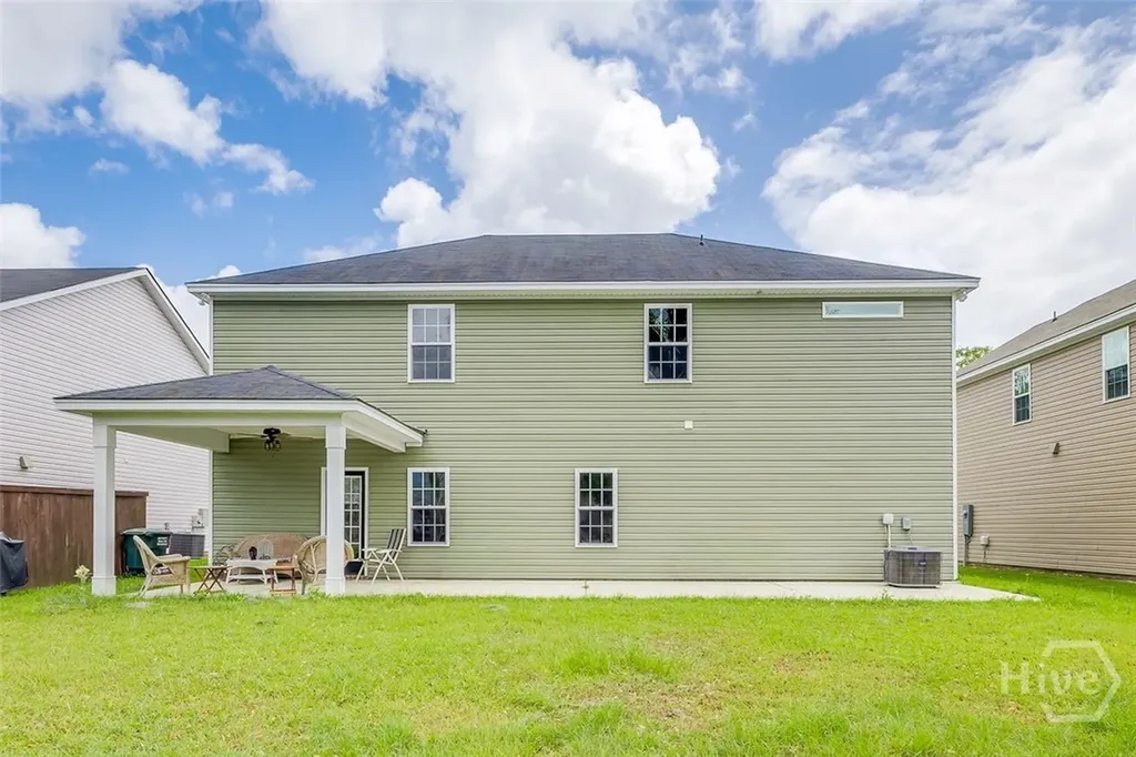 25 Swallow Tail Circle Savannah GA 31405