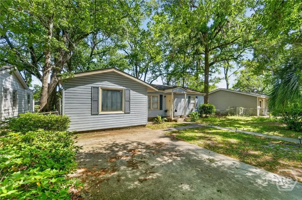 5326 Athena Drive Savannah GA 31404