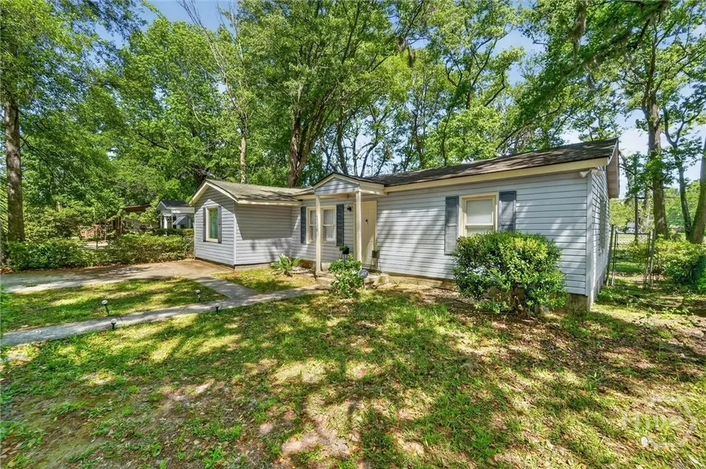 5326 Athena Drive Savannah GA 31404