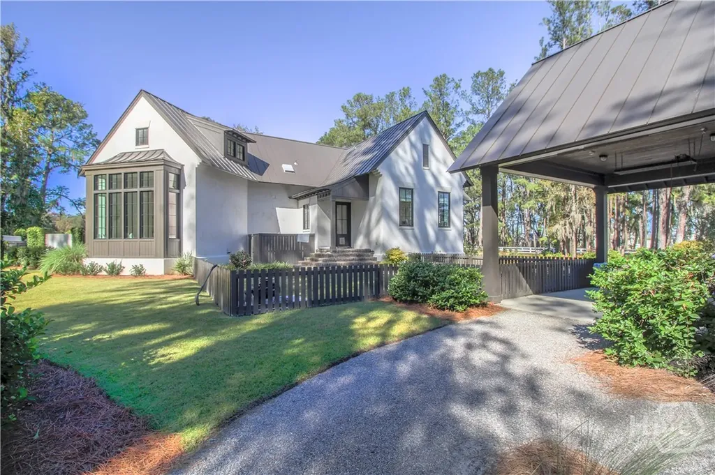 1435 Dublin Drive Richmond Hill GA 31324