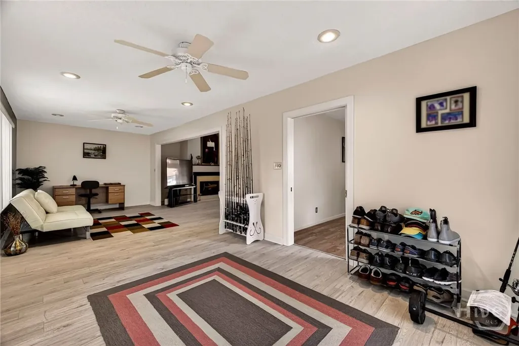 64 Shipwatch Road Savannah GA 31410