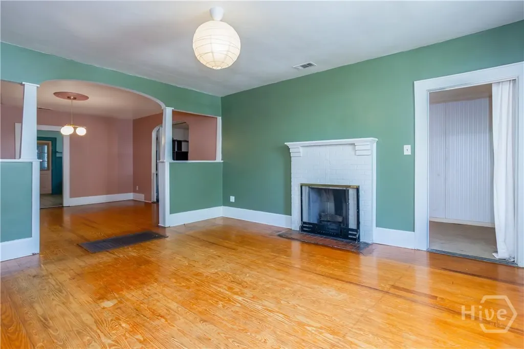 801 E 36th Street Savannah GA 31401