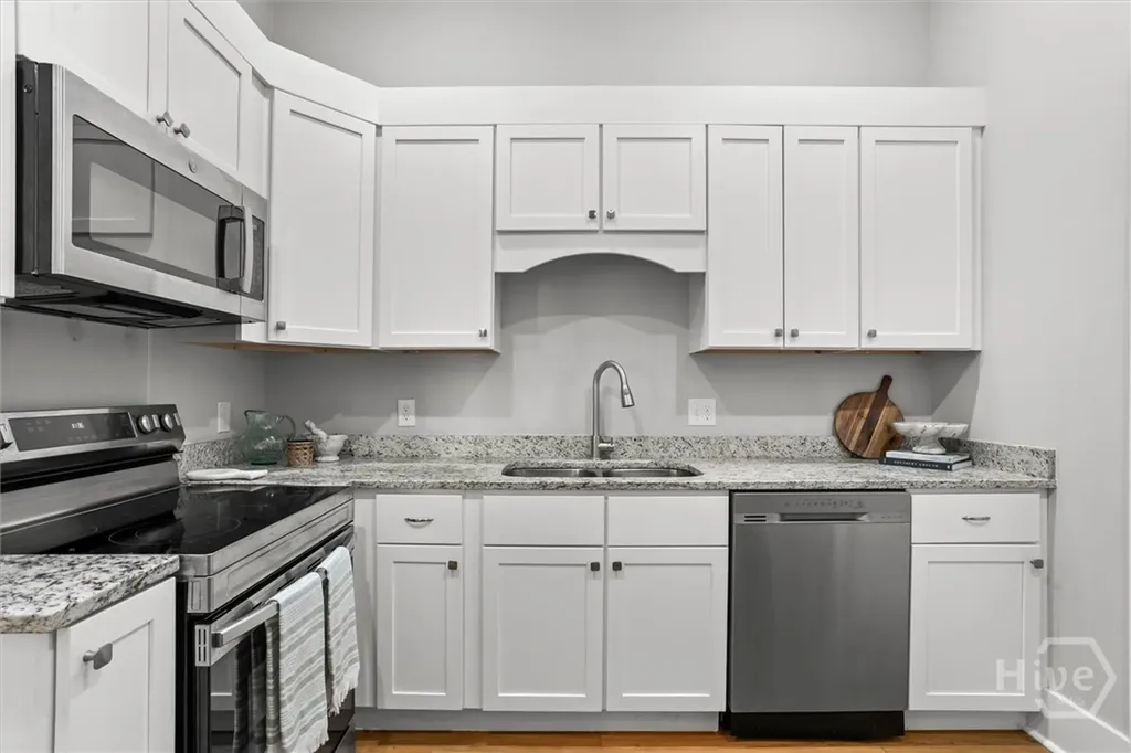 311 W 39th Street Savannah GA 31401