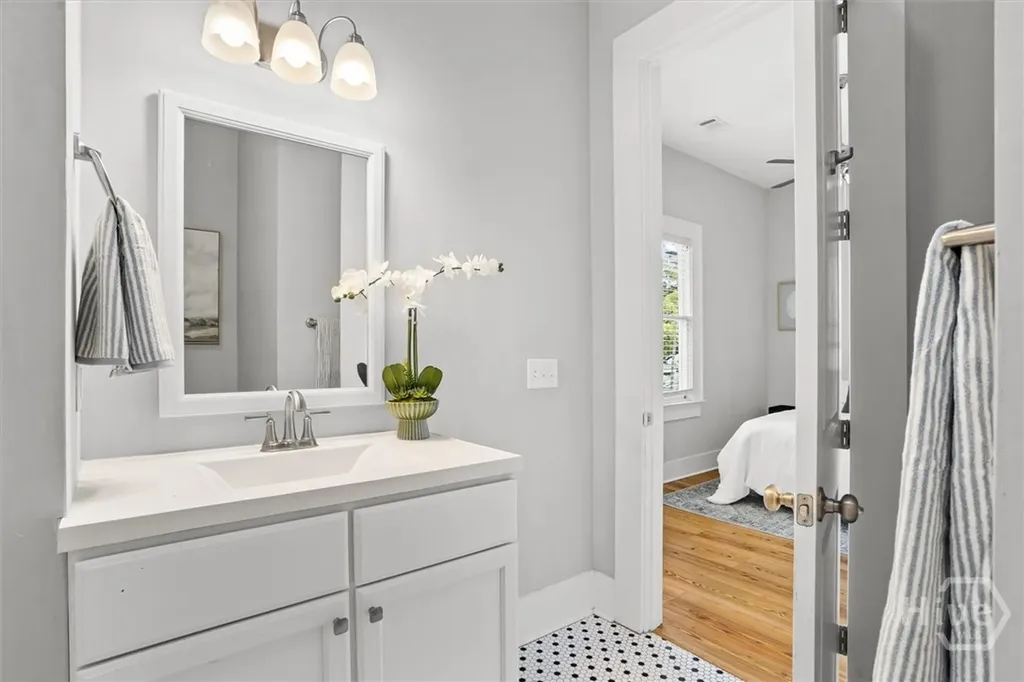 311 W 39th Street Savannah GA 31401