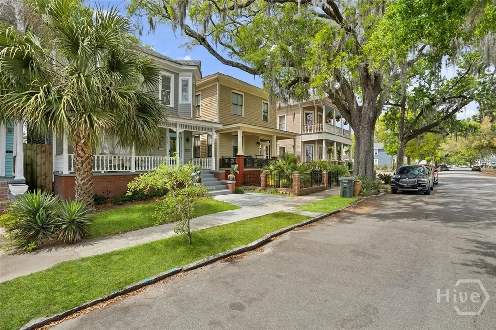 311 W 39th Street Savannah GA 31401