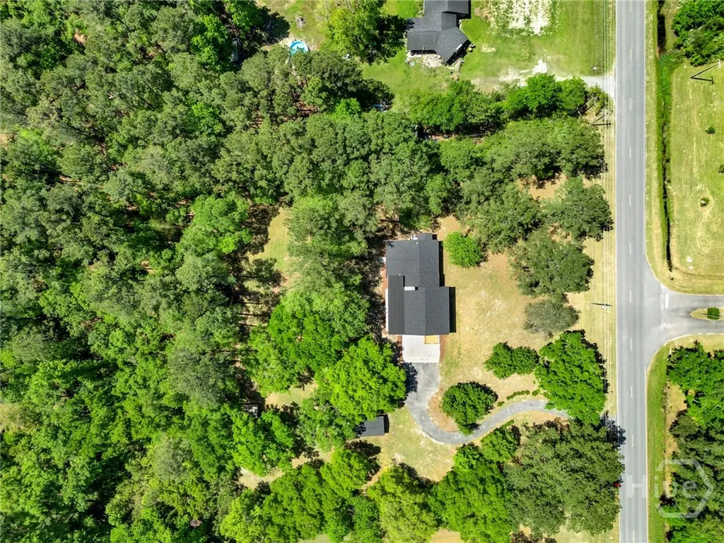 305 Kolic Helmey Road Guyton GA 31312