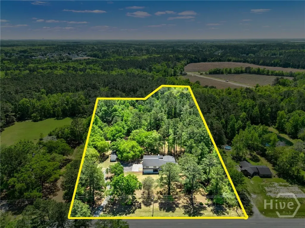 305 Kolic Helmey Road Guyton GA 31312