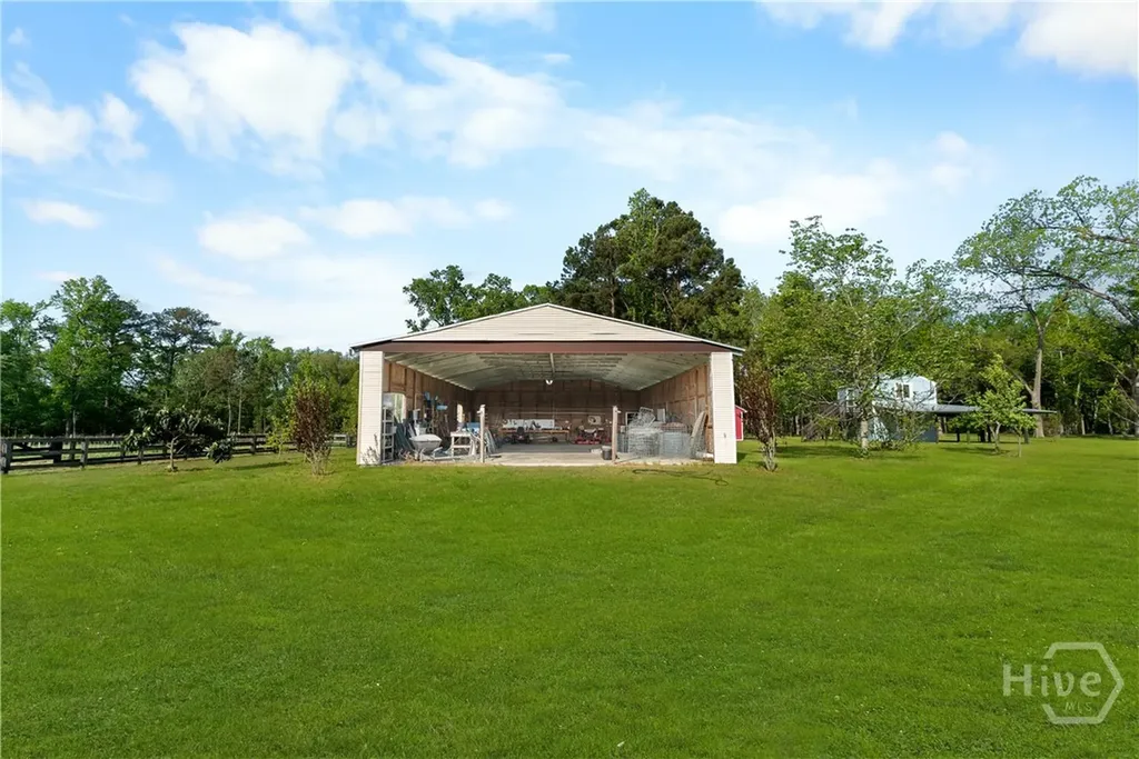1151 Harry Lindsay Road Guyton GA 31312