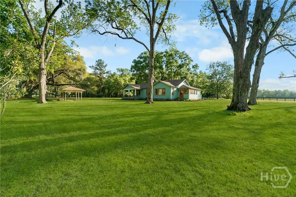 1151 Harry Lindsay Road Guyton GA 31312