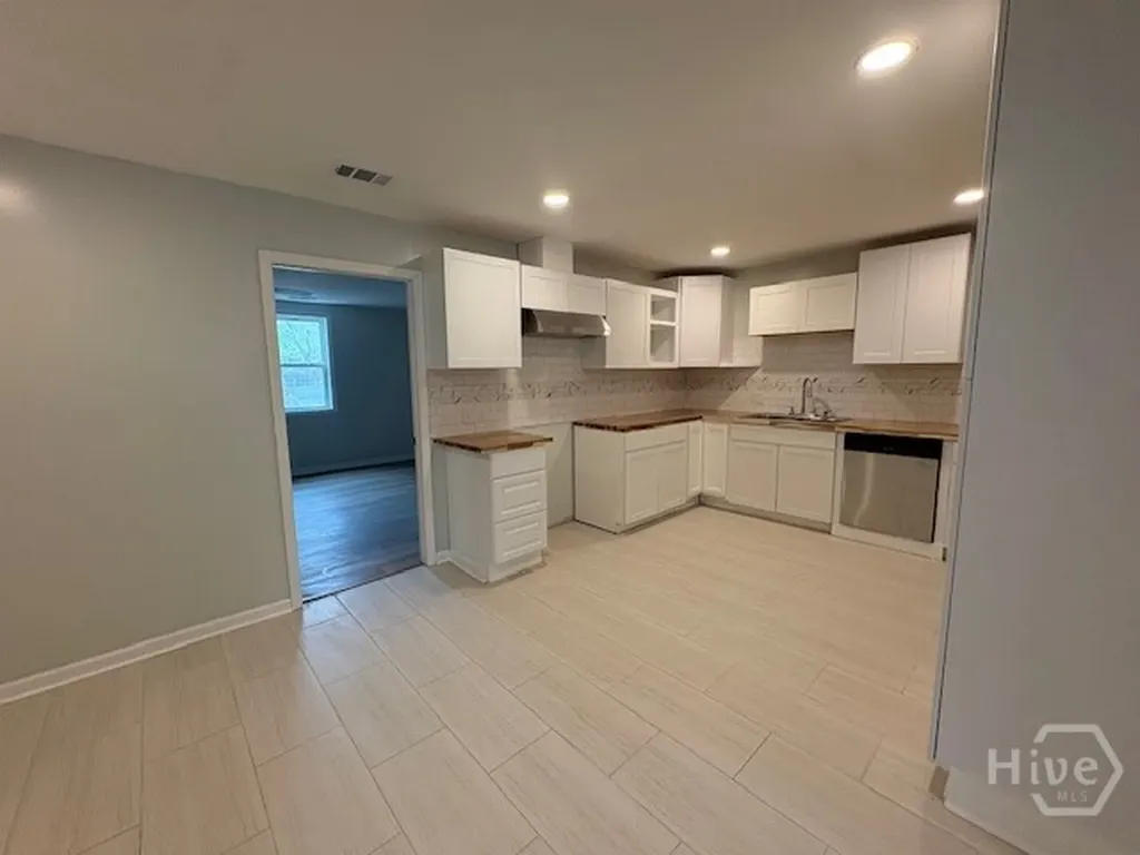 3305 Florence Street Savannah GA 31405