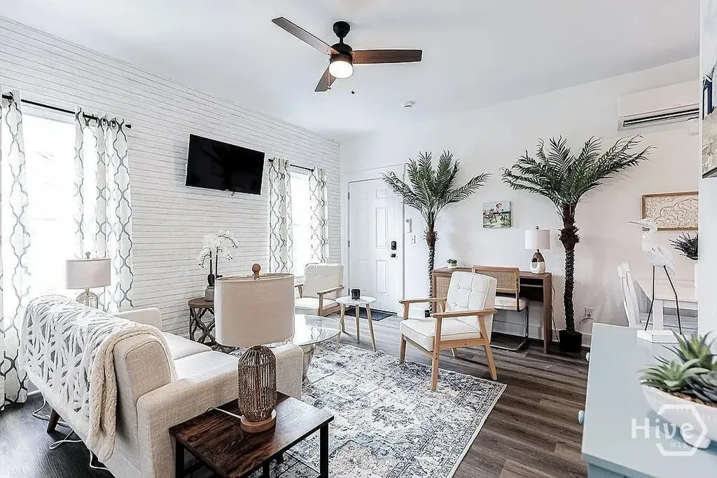 637 E Anderson Street Savannah GA 31401