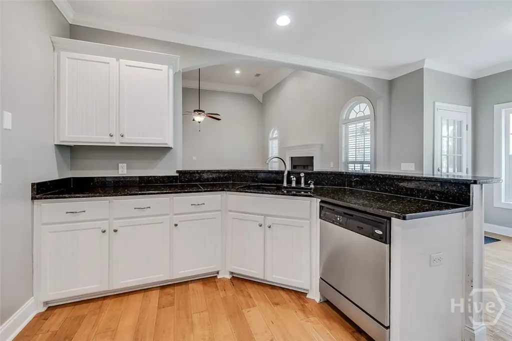 358 Gracen Road Guyton GA 31312