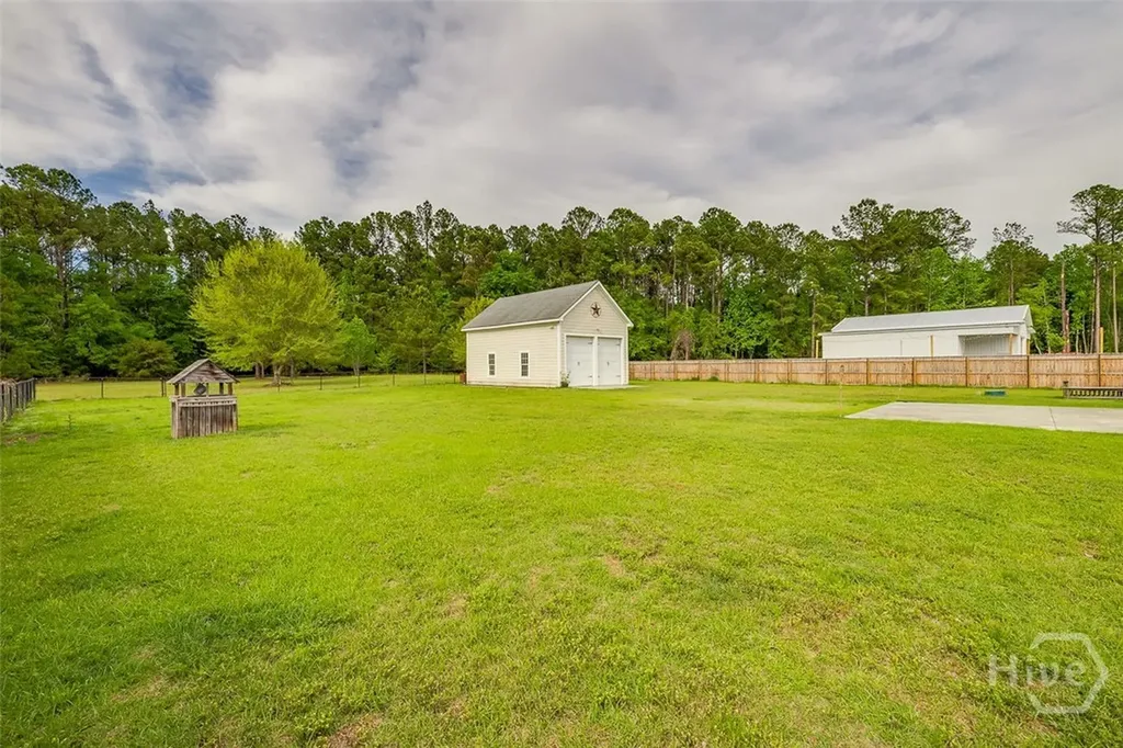 358 Gracen Road Guyton GA 31312