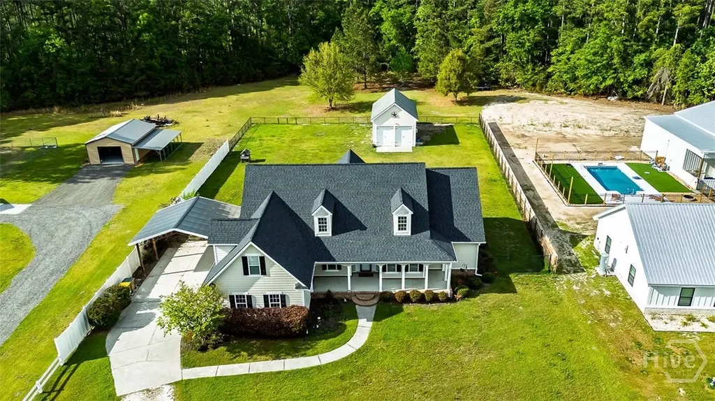 358 Gracen Road Guyton GA 31312