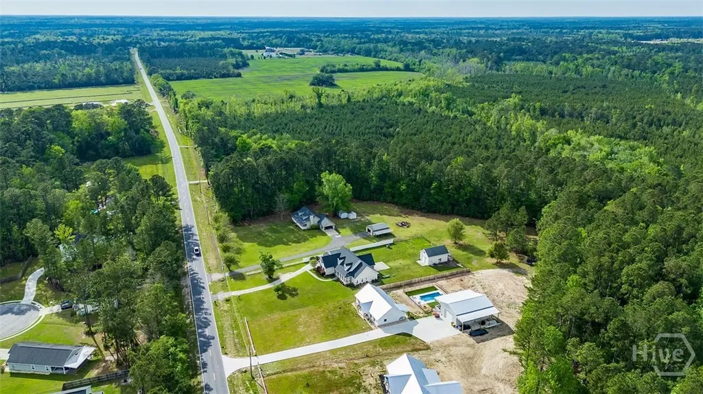 358 Gracen Road Guyton GA 31312