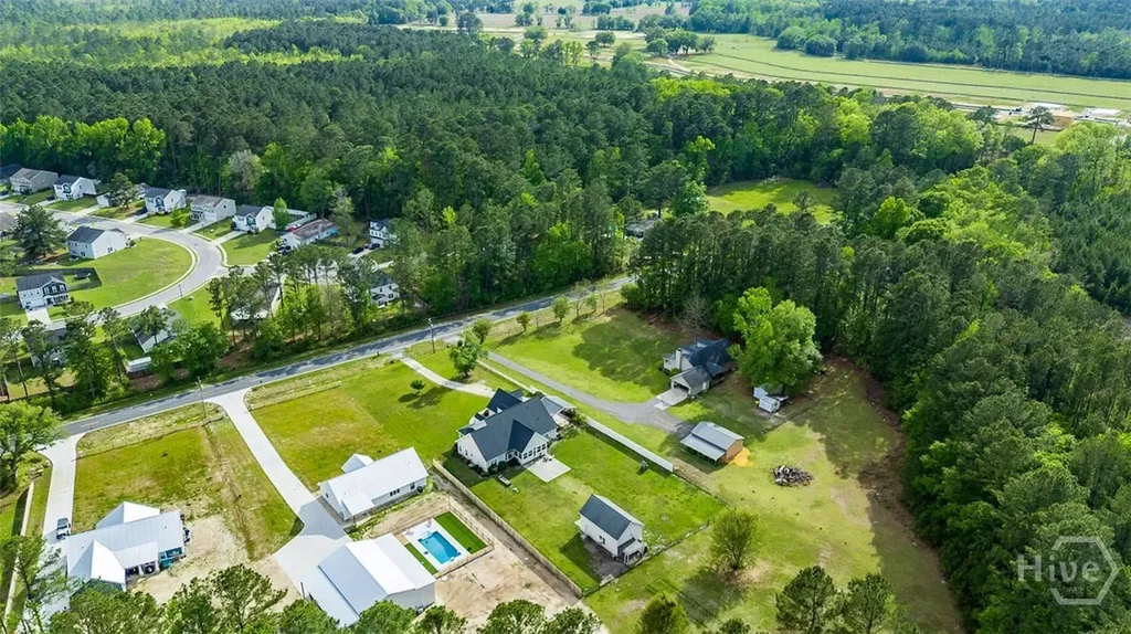 358 Gracen Road Guyton GA 31312
