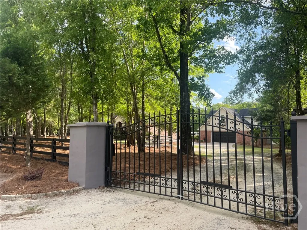 589 Old Mill Creek Road Ellabell GA 31308