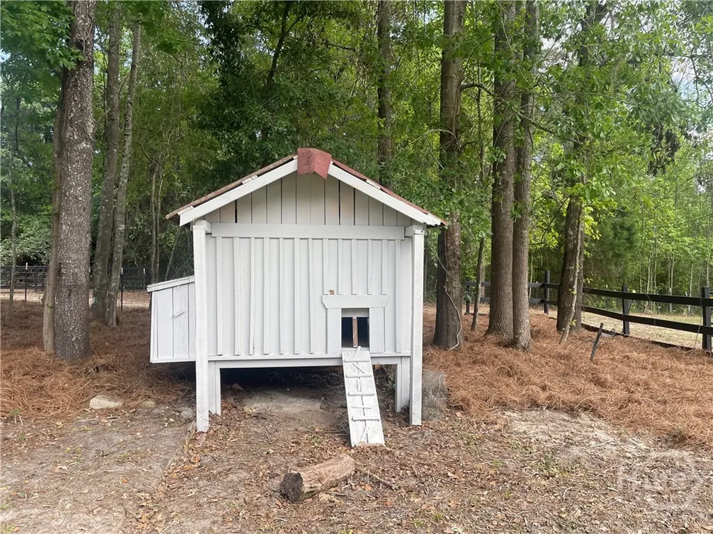 589 Old Mill Creek Road Ellabell GA 31308