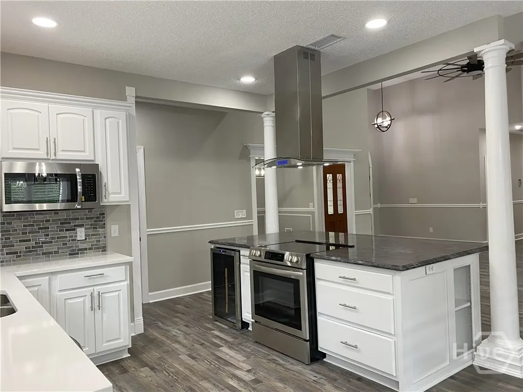 589 Old Mill Creek Road Ellabell GA 31308