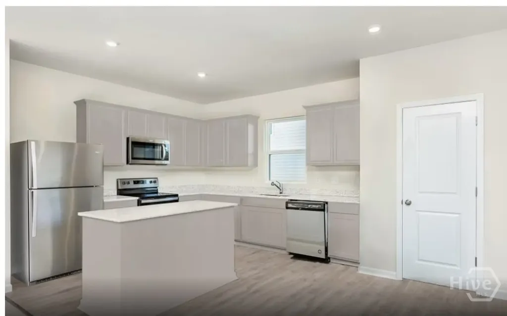 28 Liko Lane Richmond Hill GA 31324
