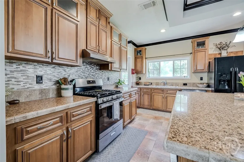 1459 Emmanuel Barrow Road Claxton GA 30417