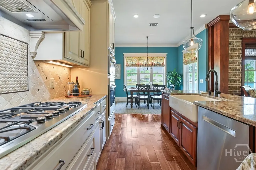 19 Grand Lake Circle Savannah GA 31405