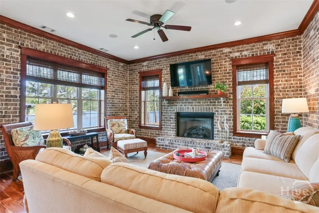 19 Grand Lake Circle Savannah GA 31405