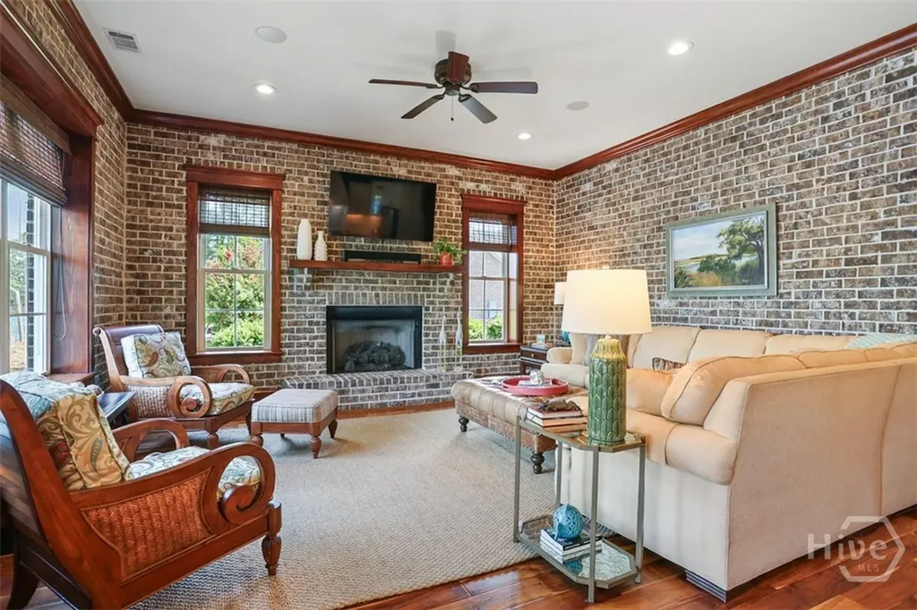 19 Grand Lake Circle Savannah GA 31405