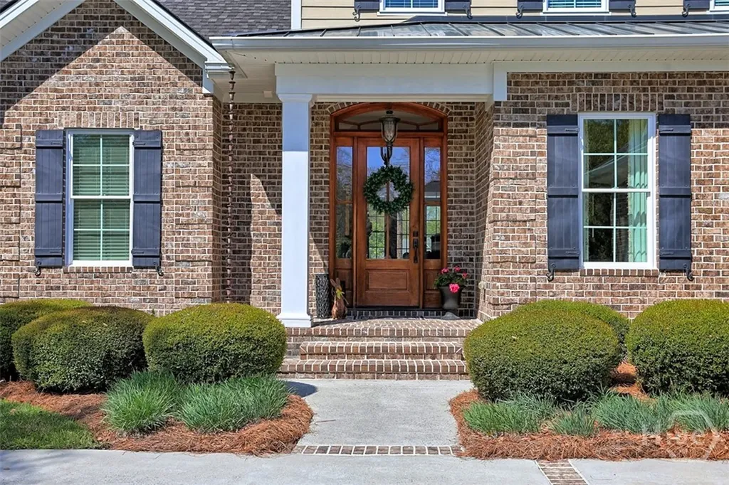 19 Grand Lake Circle Savannah GA 31405
